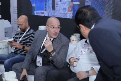 انور محفوظ مصنع اي باج